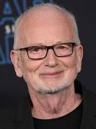 How tall is Ian McDiarmid?